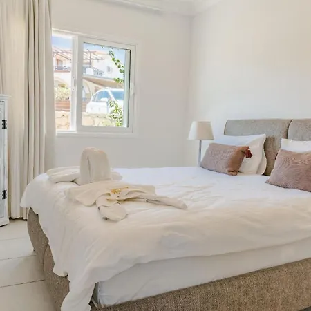 Family-friendly Just Steps Away From The Sea * Kyrenia (Northern Cyprus)